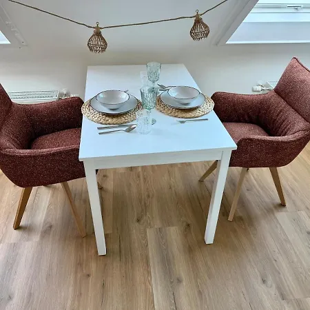 Rheinstrand, Wunderschoene, Renovierte Appartement *
