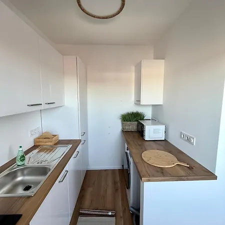 Appartement Rheinstrand, Wunderschoene, Renovierte *